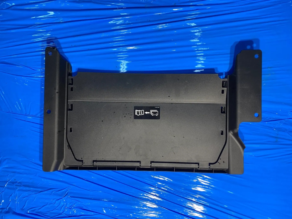 фото №1, Porsche macan 95b корпус защита аккумулятор