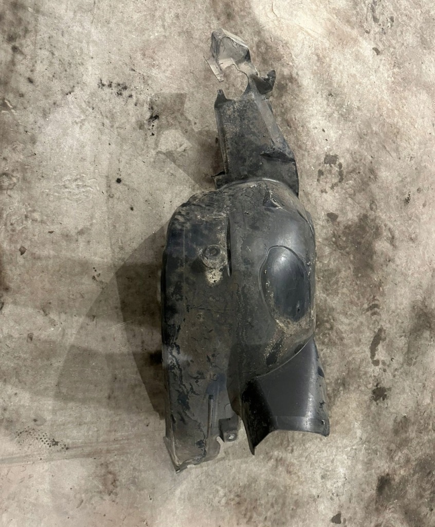 фото №1, Mercedes w245 подкрылок правый перед a1696982830