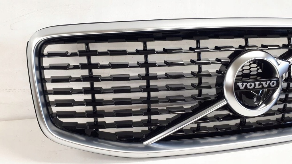 фото №7, Volvo xc-60 2017-2021 r-design решётка радиатора решётка радиатора