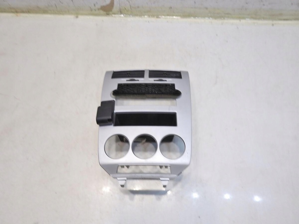 фото №7, Рамка защита радио панель dodge caliber 2.0 crdi