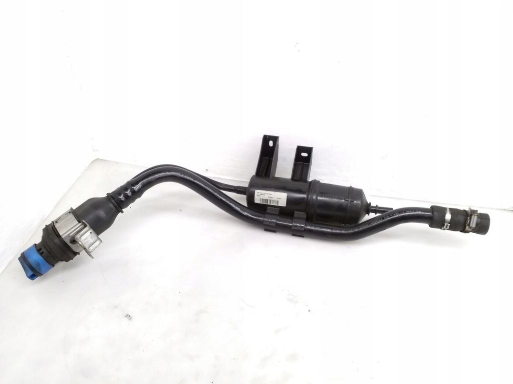 фото №1, Заливная горловина adblue bmw 7 g11 g12 7358308