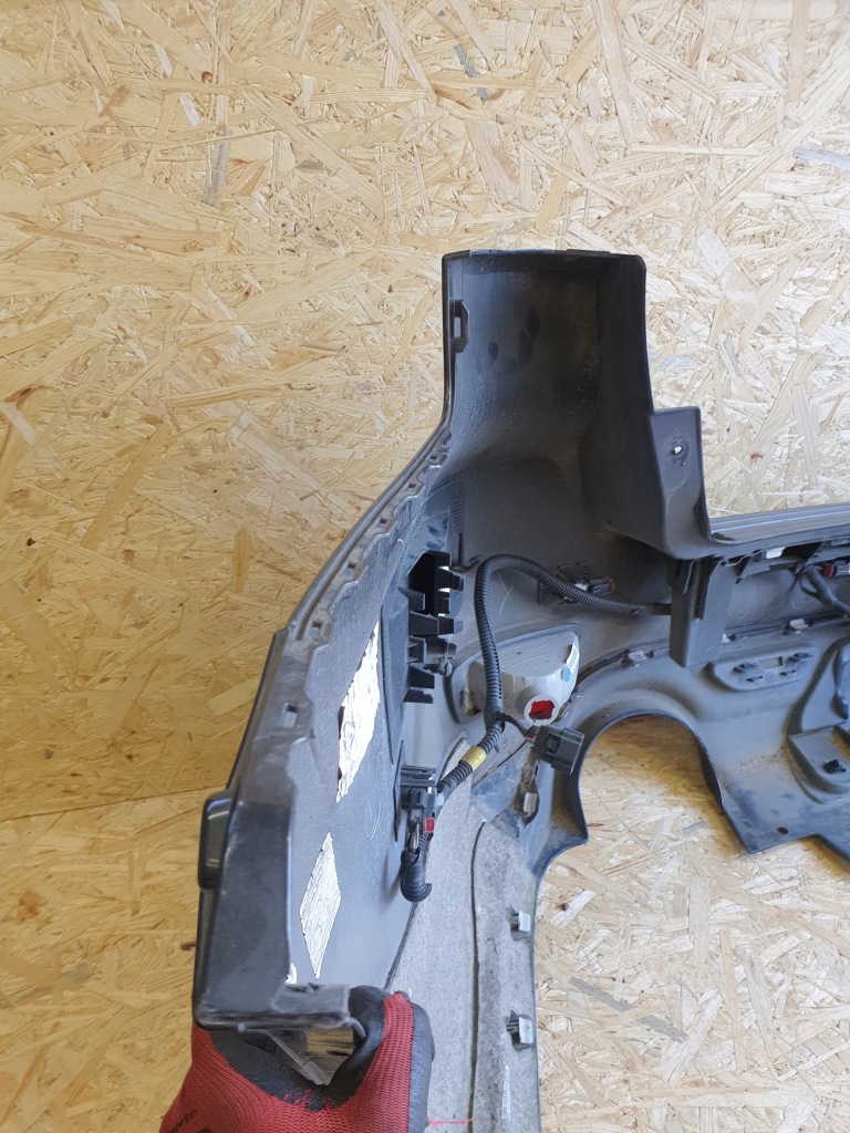 Jeep grand cherokee wk2 рестайлинг  srt бампер задний  6 pdc pau Киев