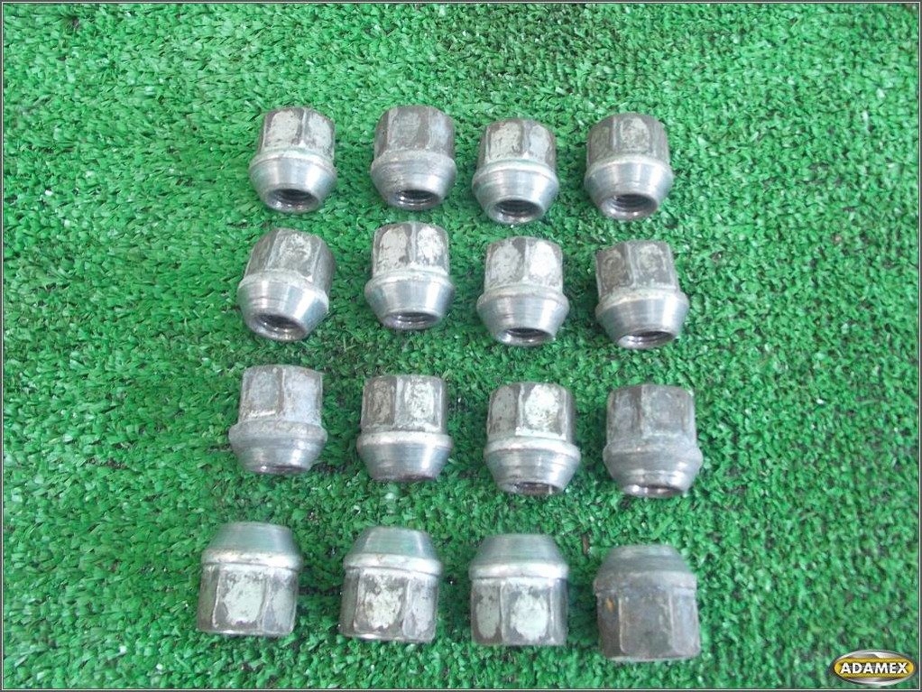 фото №4, Chrysler sebring ii 07r гайки диск alu 16 szt