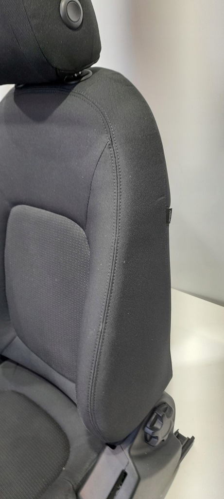 фото №6, Сидіння заднє сидіння jaguar e pace x540