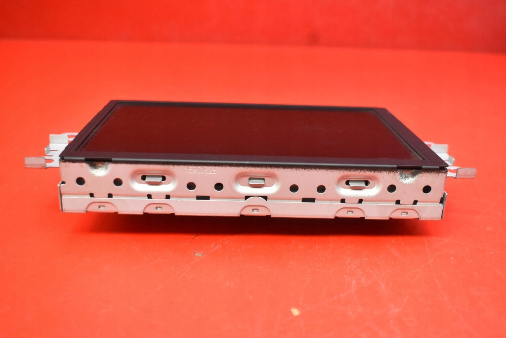 фото №8, Дисплей навигации радио 31382906 volvo v40 2 ii 12-16