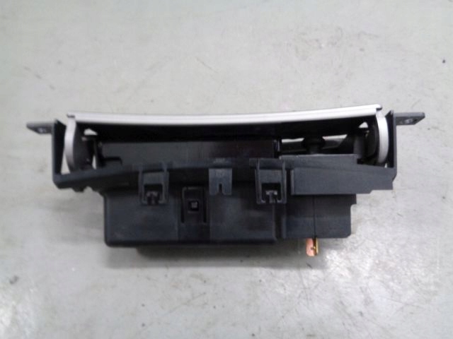 фото №5, Ford s-max lift 10r. 2.0 tdci попільничка