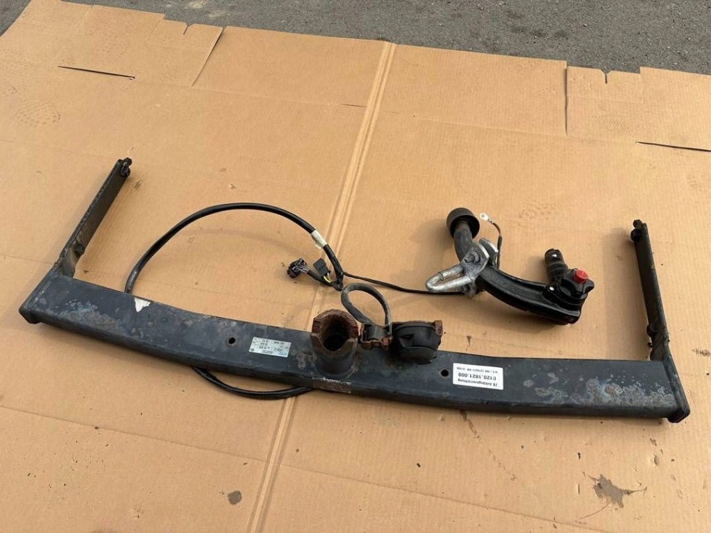 Купити Фаркоп  буксирувальний знімний vw golf v plus vi plus