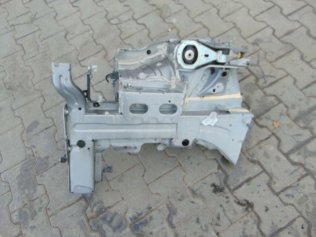 фото №1, Renault megane iii чверть лонжерон права перед