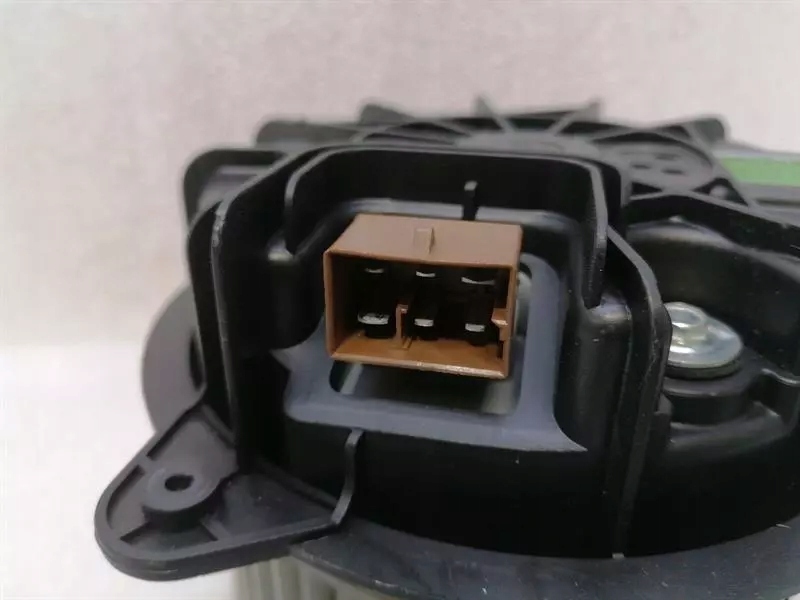 фото №6, Maserati granturismo m145 heater blower 69626400 правый handle rhd