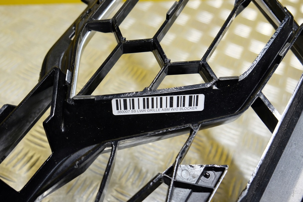 фото №8, Chevrolet camaro ss 16- решітка w бампер решітка радіатора usa