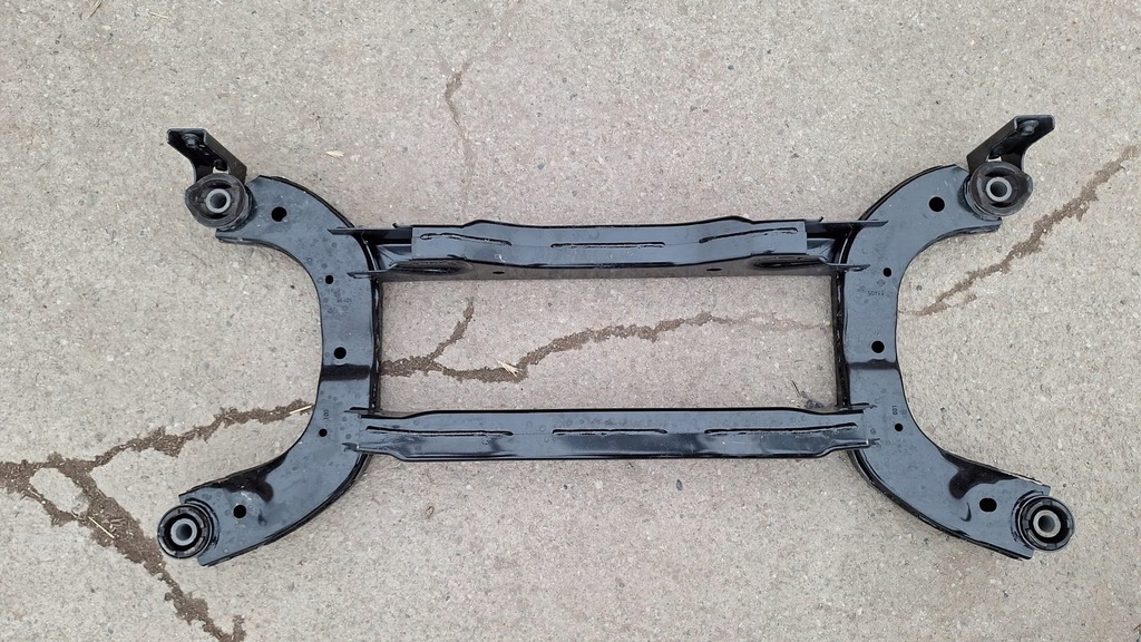 фото №1, Подрамник подрамник подвеска задняя renault megane v e-tech 554005mz0a