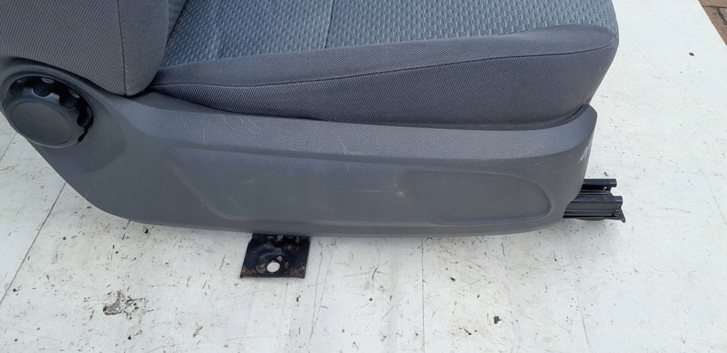 фото №8, Сиденье пассажира правый focus mk2