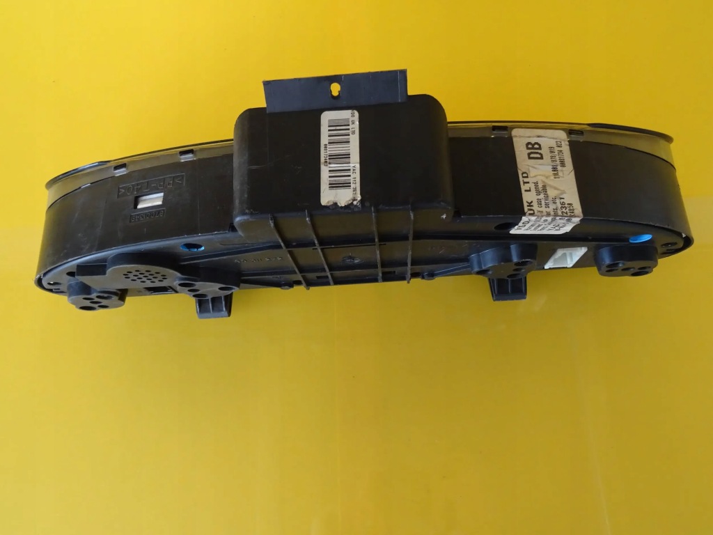 Счетчик rover 75 rj 88311272 2.5l бензиновый 2002 Цена