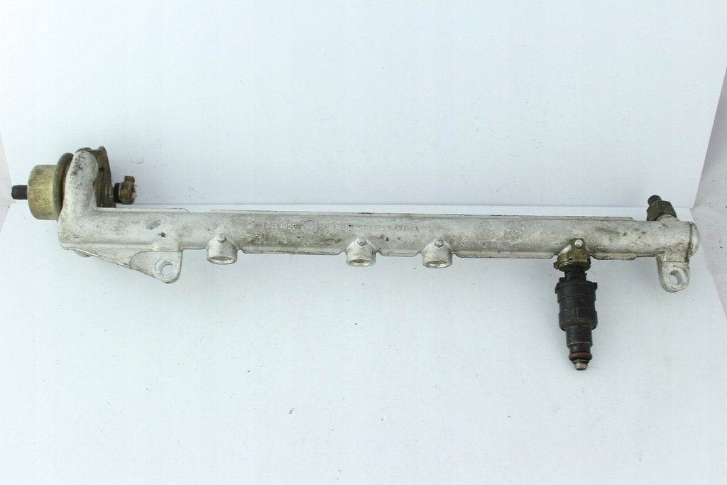 фото №2, Молдинг упорскування renault espace 0132418a1 renault