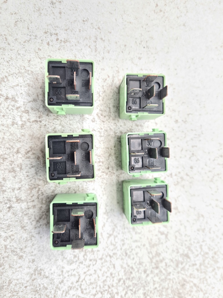 фото №3, Mini cooper r56 реле 8373700