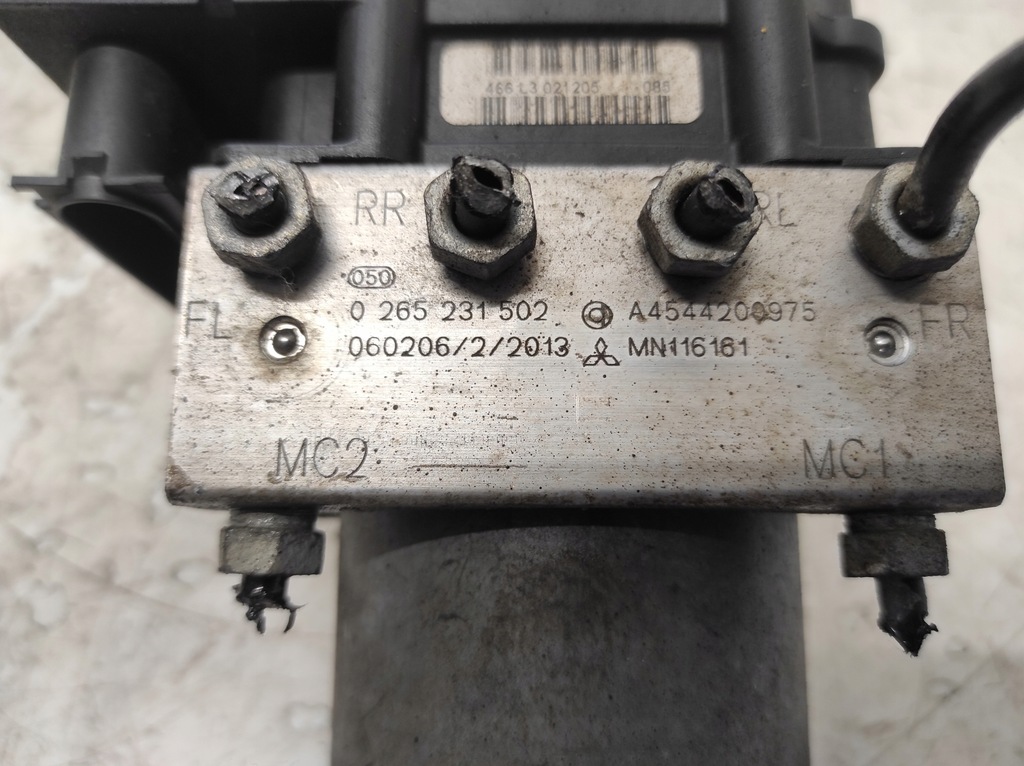 фото №5, Mitsubishi colt 6 vi z30 04- насос abs a4544200975 mn116161