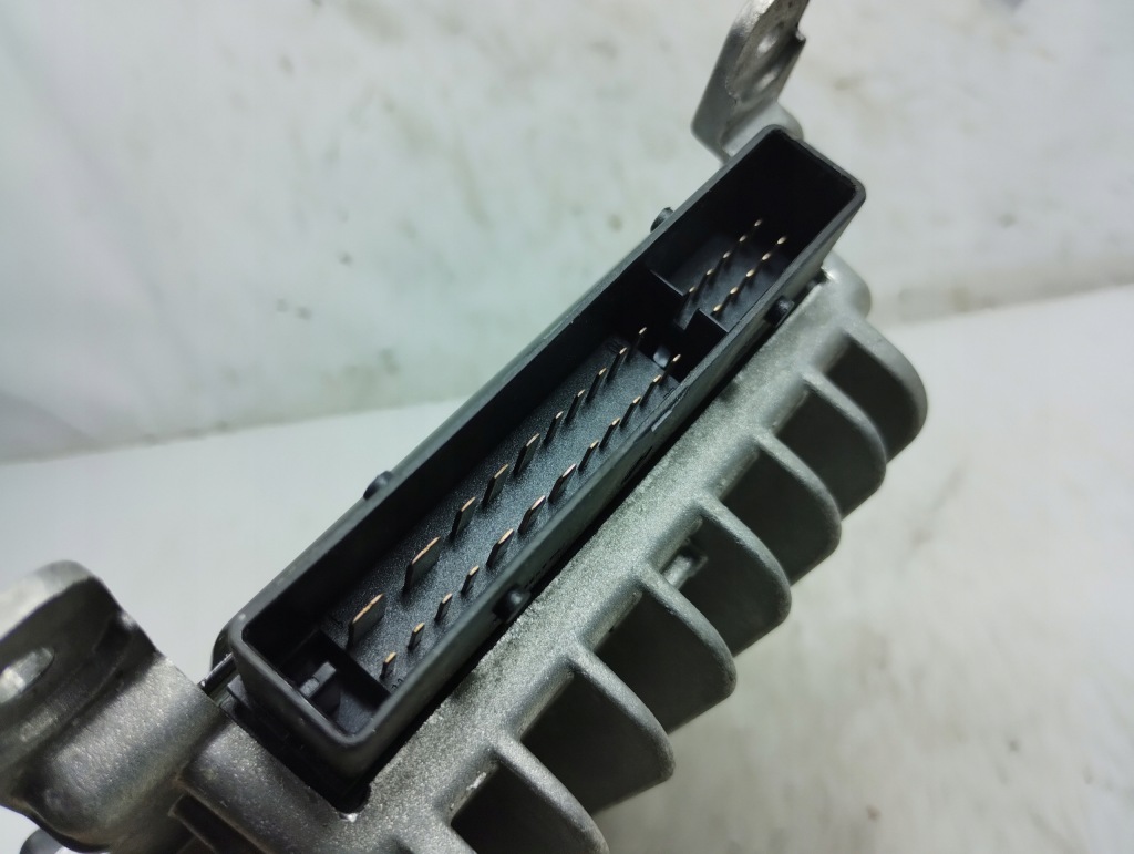 фото №6, Alfa romeo gt усилитель радио 00606833250