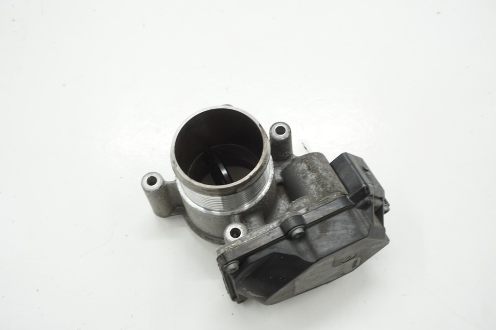 фото №1, Audi a6 c7 дроссельная заслонка 2.0tdi cgl 03l128063ac