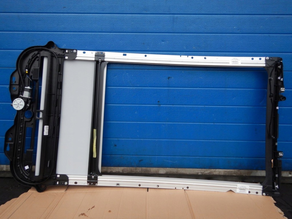 фото №1, Peugeot 2008 i lift люк подсвечиваемый