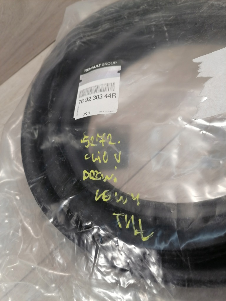 фото №4, Clio v прокладка дверь левый задняя 769230344r