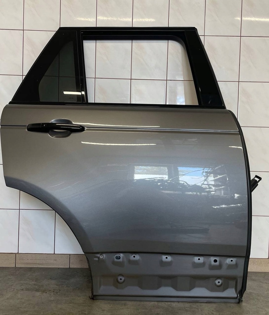 фото №1, Дверь задняя задние правое range rover vogue l405