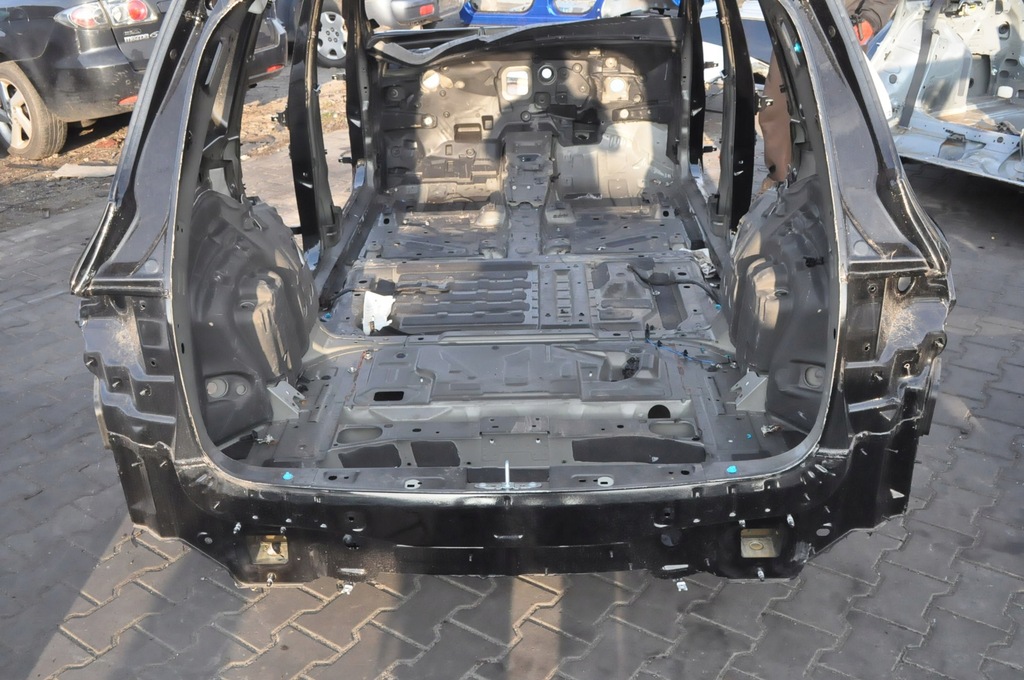 фото №13, Mercedes eqb x243 четверть крыло правый левый задняя pas поддон