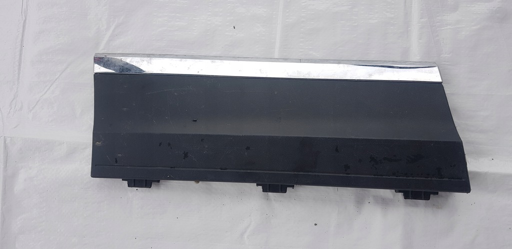 фото №1, Vw t-roc 2gc cabrio 19- молдинг накладка na крила права задня