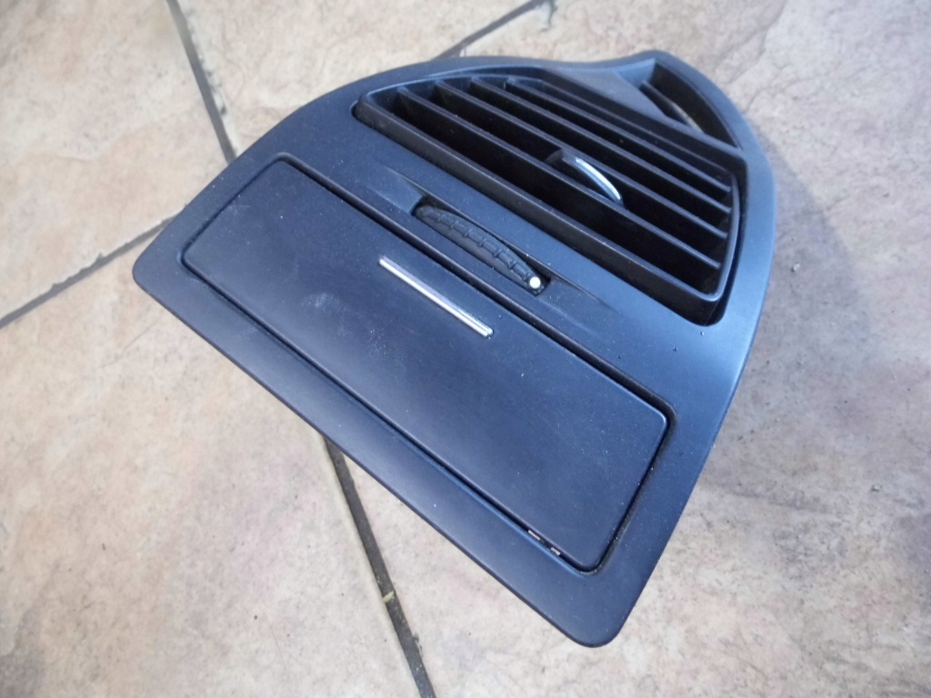 фото №4, Citroen c4 1.6b 05' coupe решётка обдув левый перед