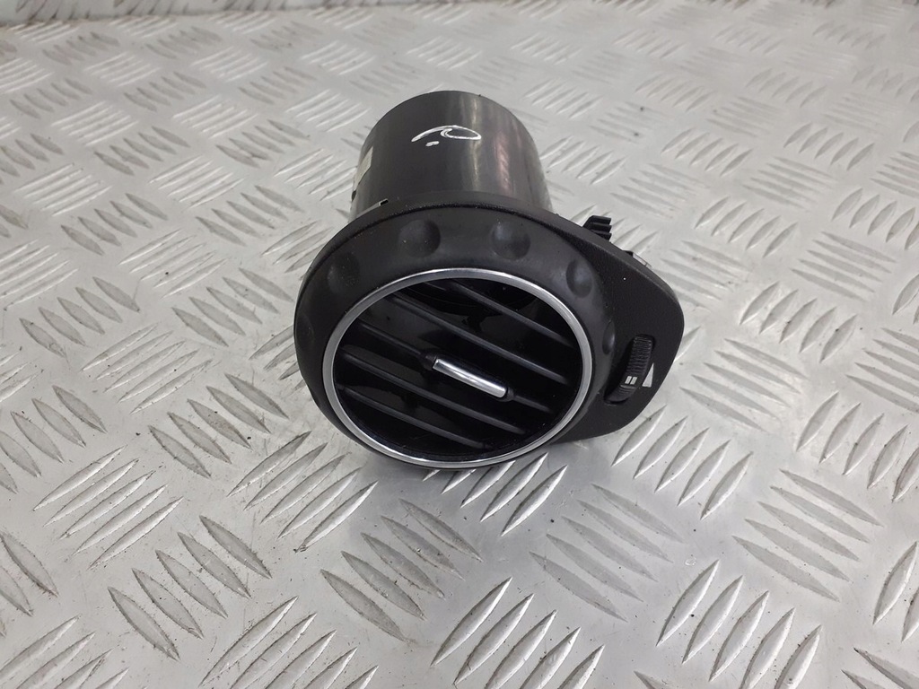 фото №1, Решётка обдув правая alfa romeo 147