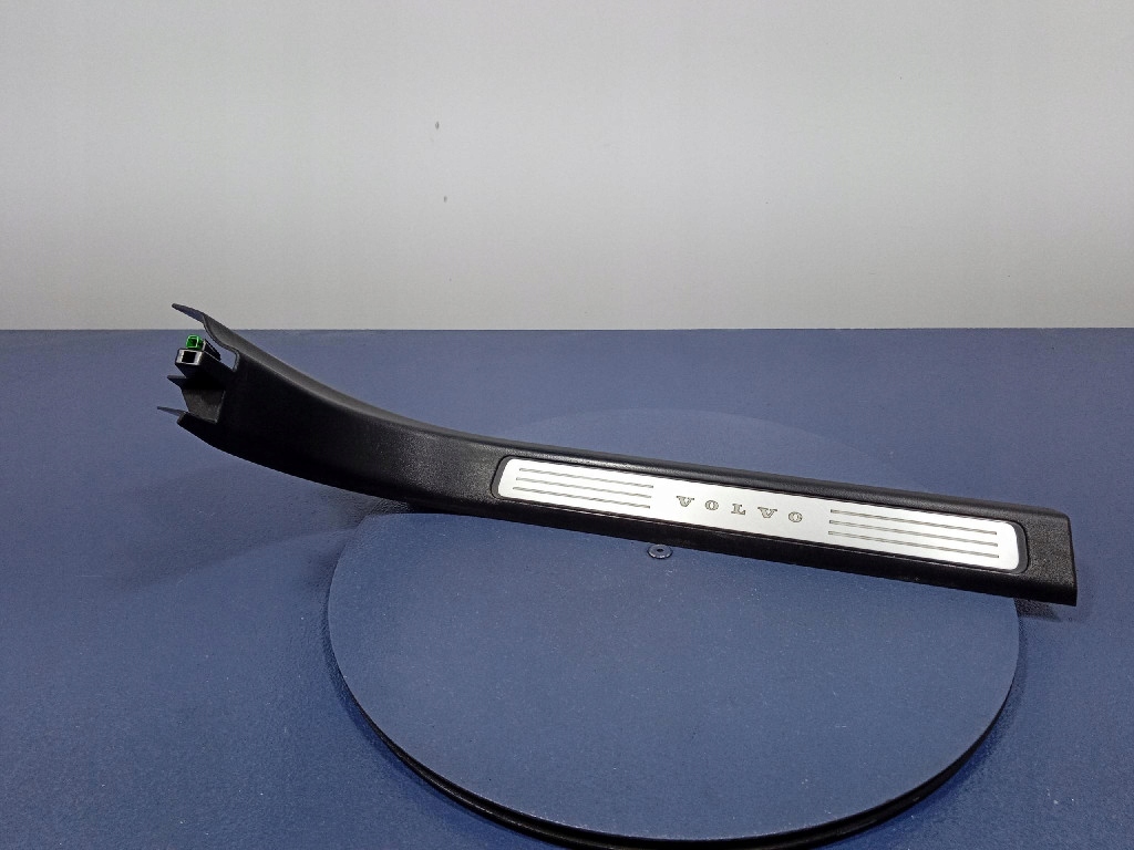 фото №1, Volvo v90 ii молдинг защита порог левый перед 31377616