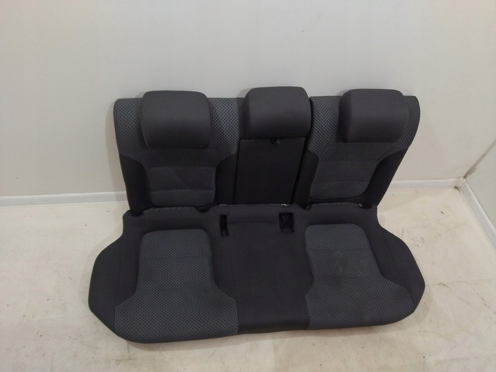 фото №5, Обивка комплект сиденья заднее сиденье материал vw jetta vi 5c 2010-2014r