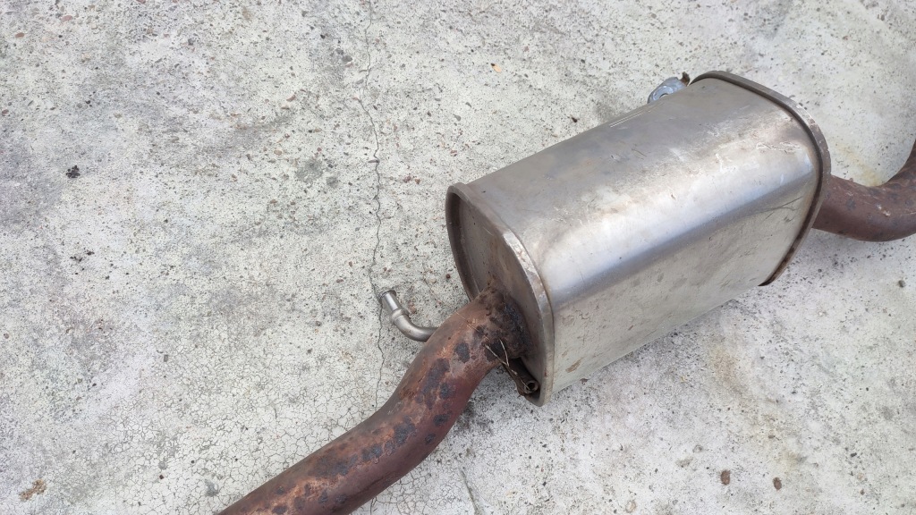 Гаситель средний конечный mercedes a w169 2.0b Недорого