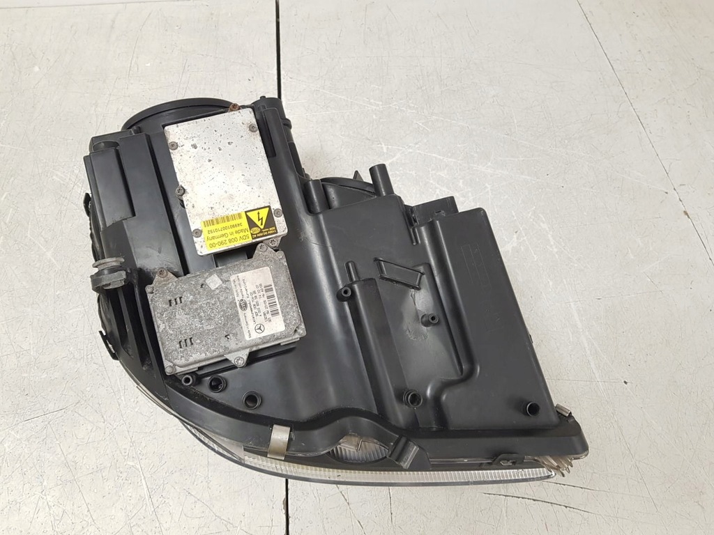 фото №11, Mercedes cls w219 a219 04-11 лампа левая передняя ксенон комплектная europa