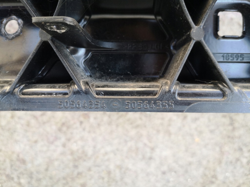 фото №11, Alfa romeo tonale гибрид pas передний радиатор цвет чёрный