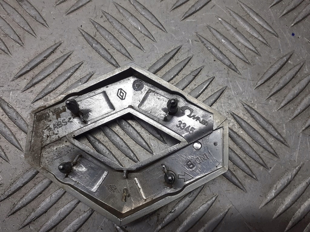 фото №3, Значок емблема renault scenic ii 1.9 dci 8200145816