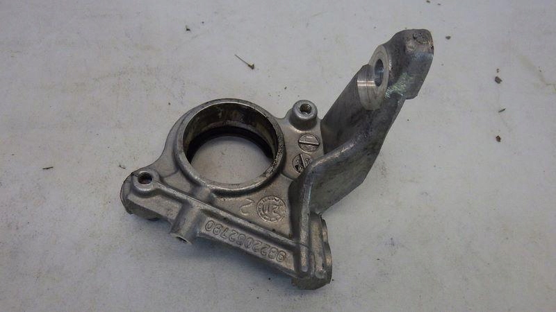 фото №1, Кронштейн опора полуось citroen c5 aircross i 1.6 puretech гибрид 9822062780