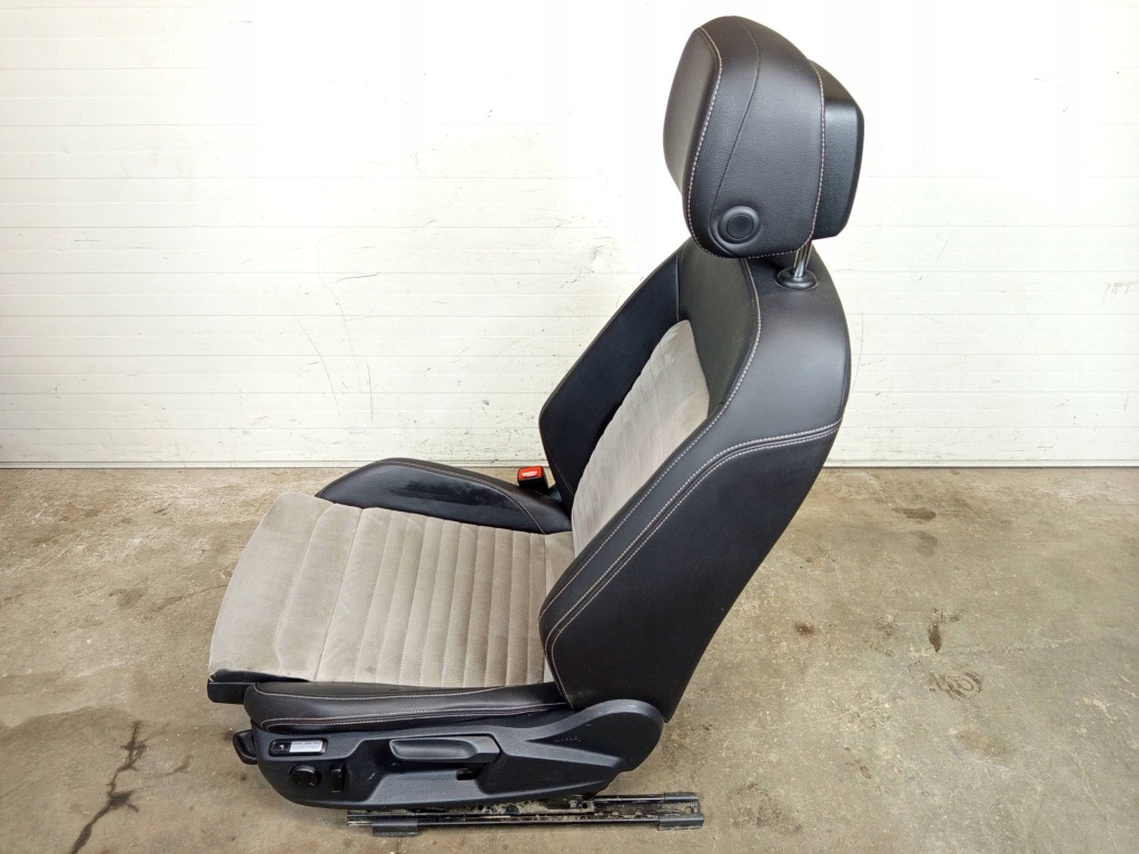 фото №5, Сидіння салон заднє сидіння напівшкіра vw passat b8 kombi підігрів масаж europa