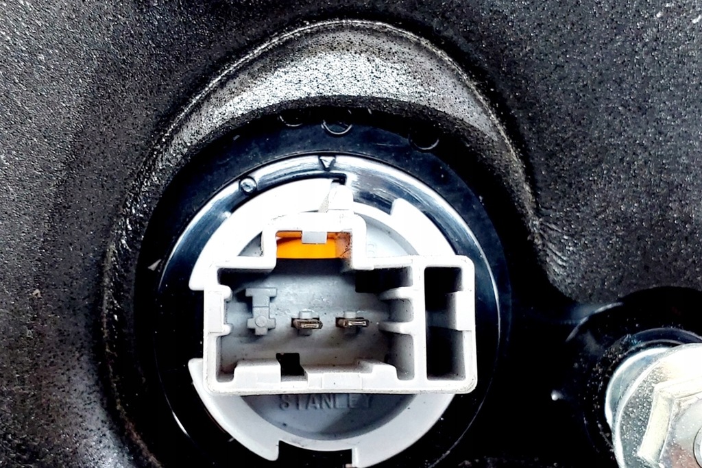 фото №8, Лампа права задня mazda 3 bl bbn751150 1.6l бензиновий 77kw 2010