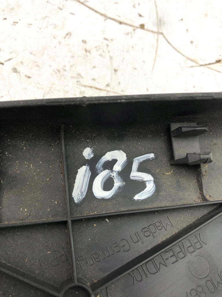 фото №8, Vw golf v plus заглушка лампы 5m0867658