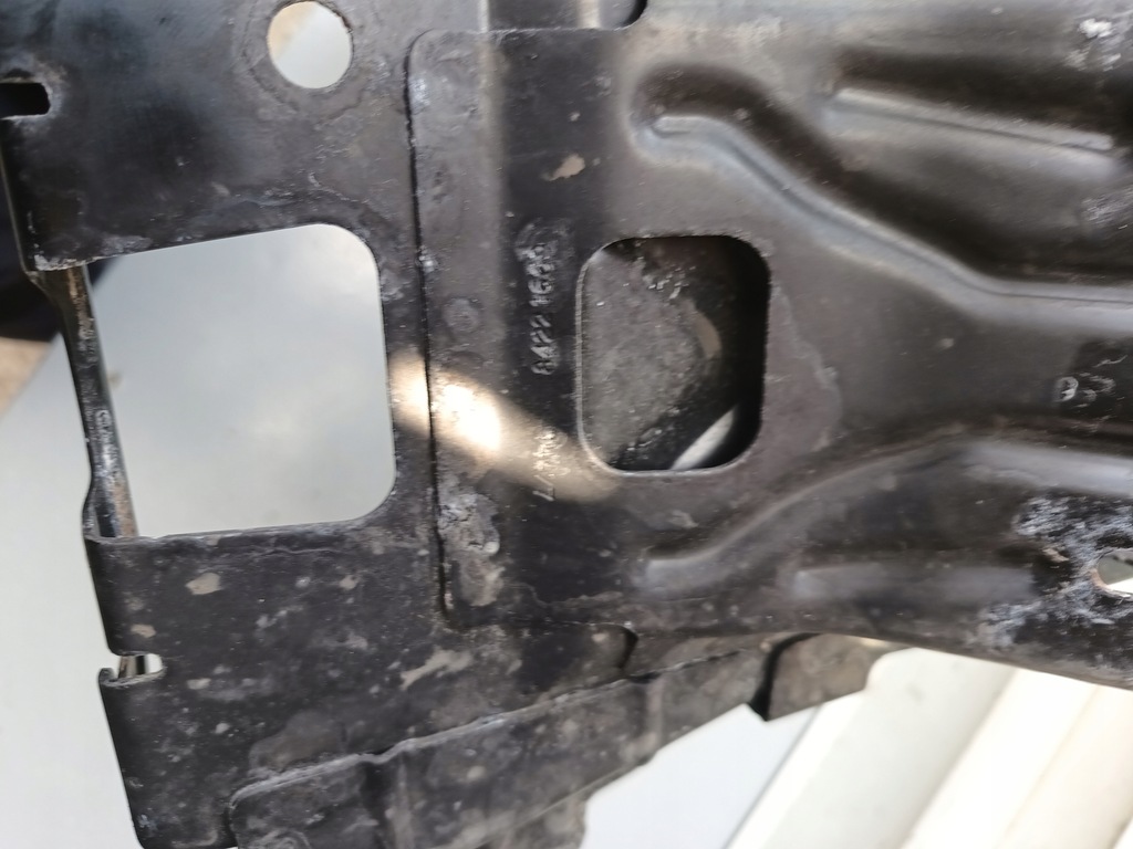 фото №10, Opel insignia b 17r- защита корпус основание аккумулятор 23347544 23347542