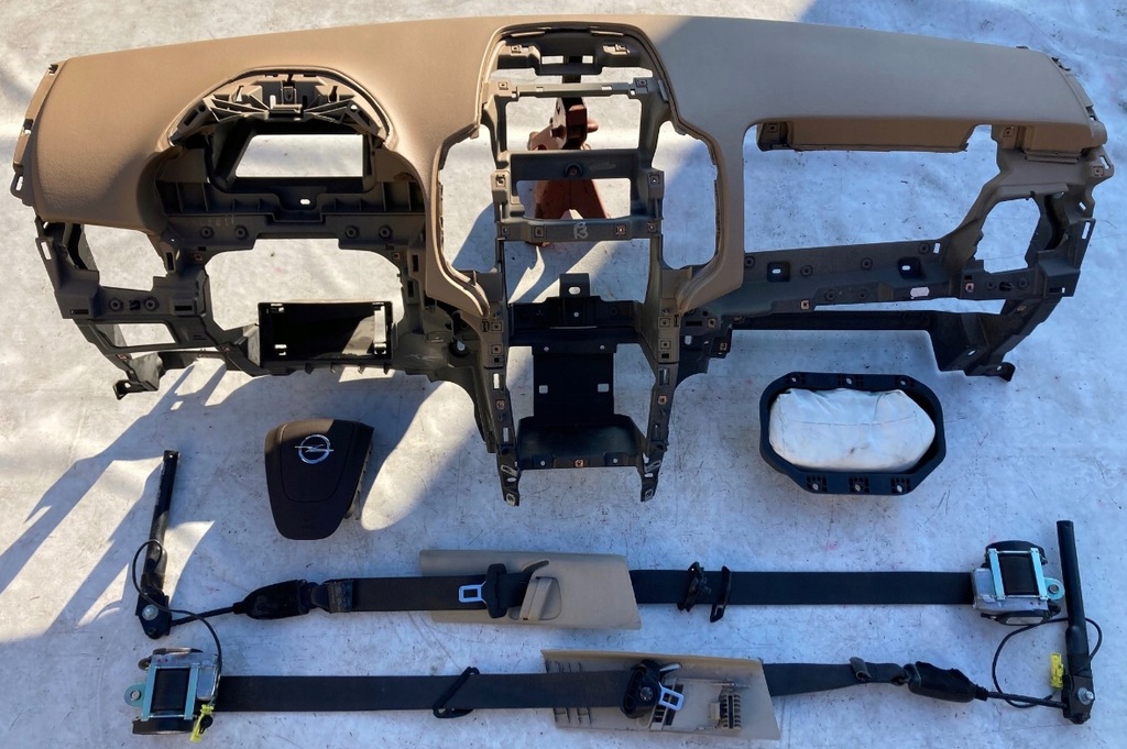 фото №7, Приборная панель приборная приборная панель ремни подушки безопасности zafira c europa