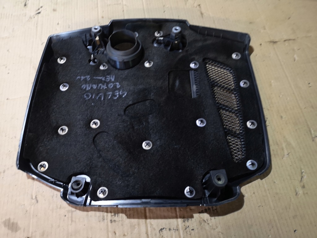 фото №3, Alfa romeo stelvio 2.0 tb- защита двигателя верхний