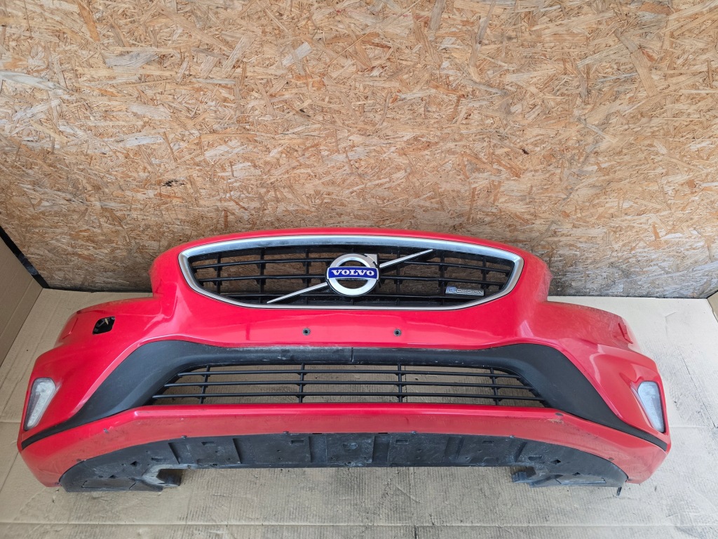 Купити Volvo v40 12- бампер перед 31347085 r-design
