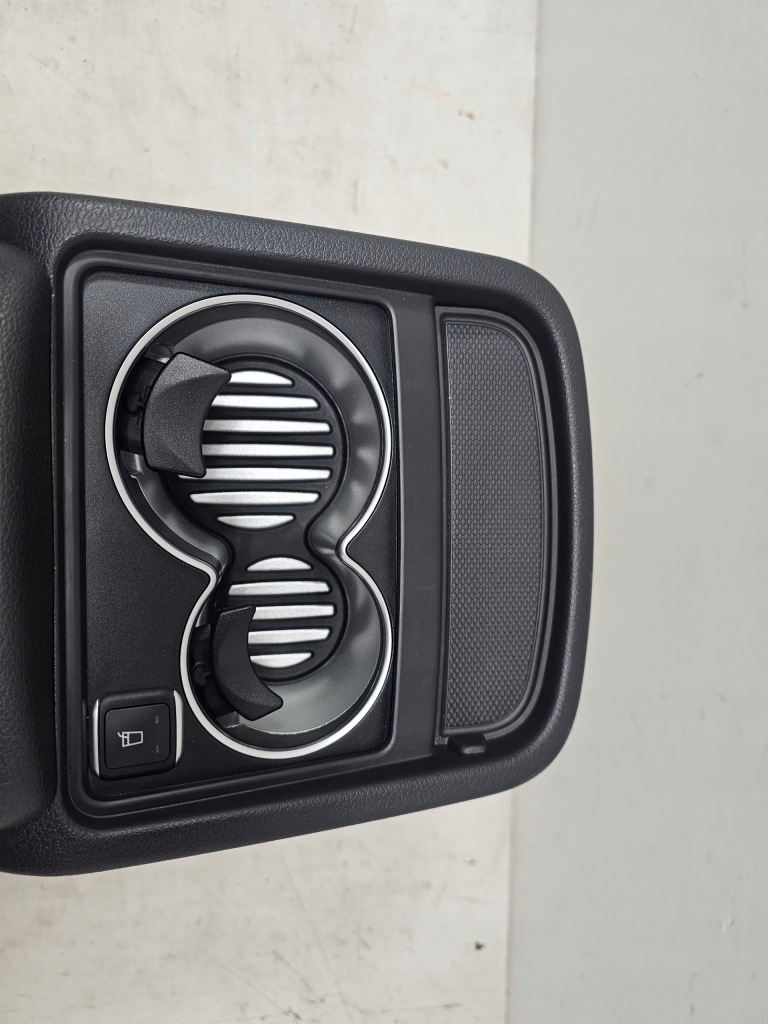 фото №6, Туннель средний подлокотник mercedes v-klasa w447 w448