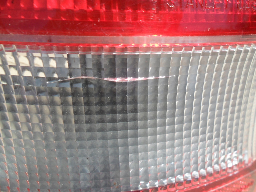 фото №7, Suzuki baleno combi 2000-2002 лампа задня права