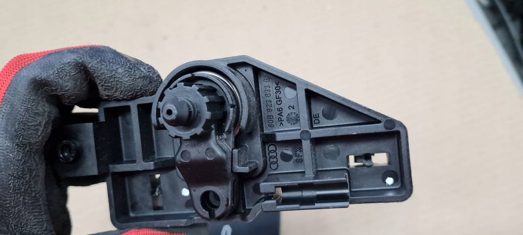 фото №16, Sq5 80a q5 ручка кронштейн капот кронштейн 80b823533d