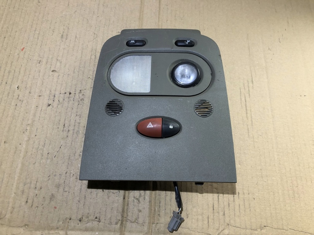 фото №1, Лампа потолочный освещение renault master iii 264300010