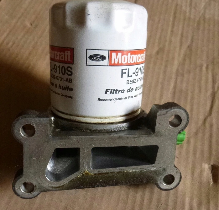 фото №1, Ford mondeo mk5 fusion основание фильтра масла 2.0