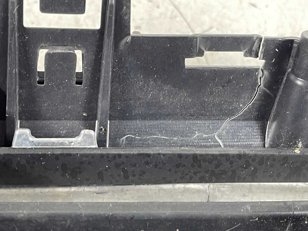 фото №11, Audi a6 c8 s-line решётка радиатора решётка радиатора решётка радиатора бампера 4k0853651c