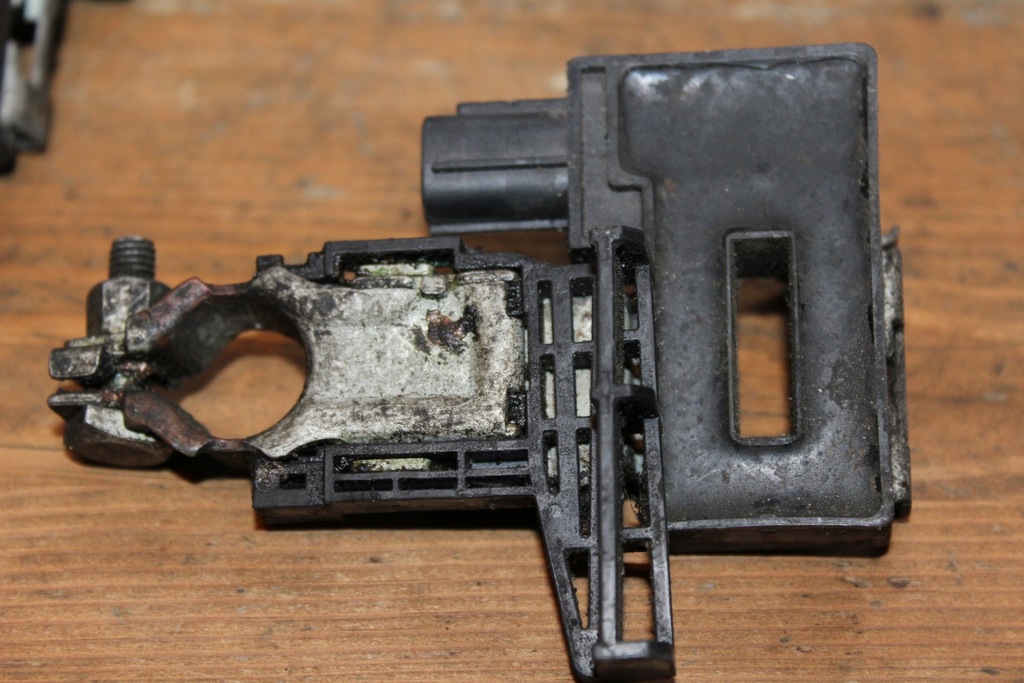 фото №13, Клемма минусовая датчик poboru тока toyota 28850-40020